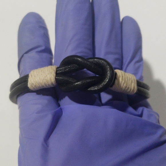 Black Leather Knot Bracelet with Beige Wrap – Adjustable Unisex Boho  Wristwear - Picture 8 of 9